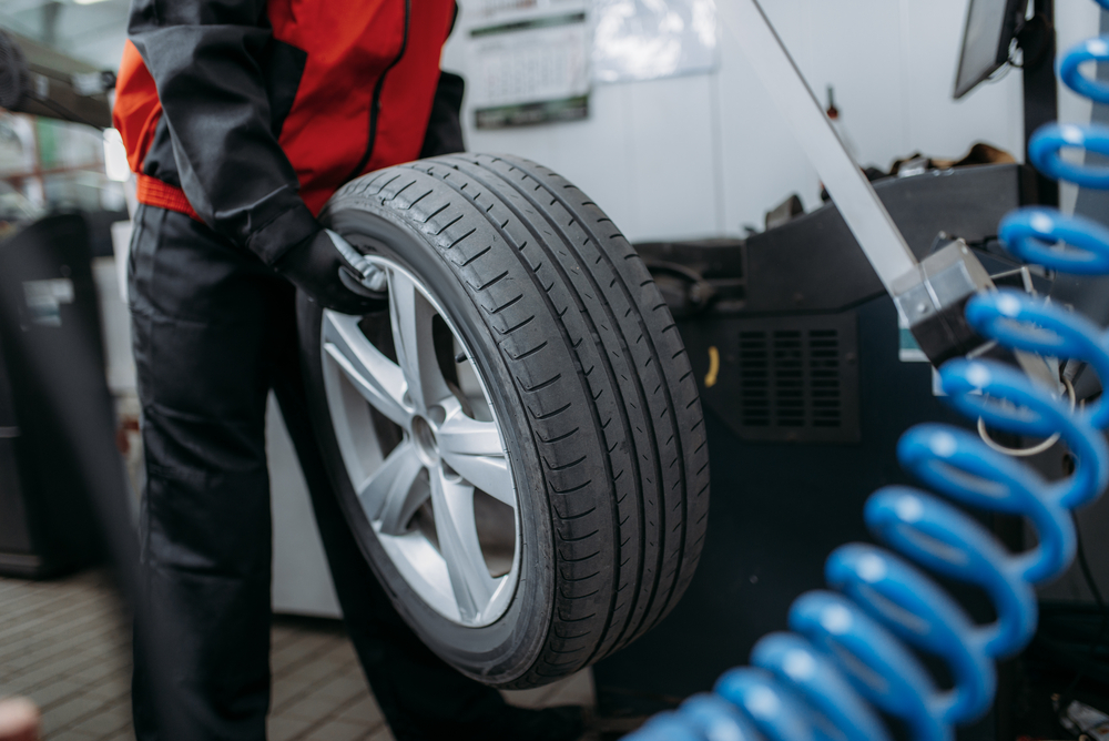 tyre fitting service